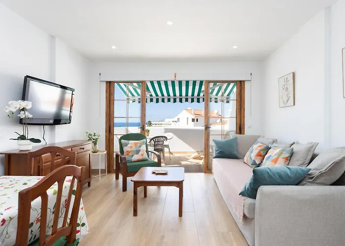 Apartment Live Torviscas Parque Royal 12 *